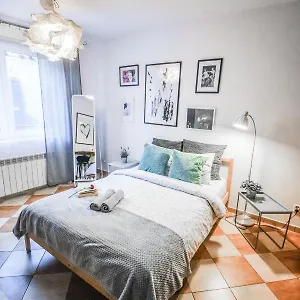 https://your-own-apartment-in-cracow.krakowhotelspoland.com