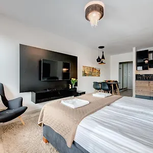 Apartment Live & Travel Old Town, Gdansk